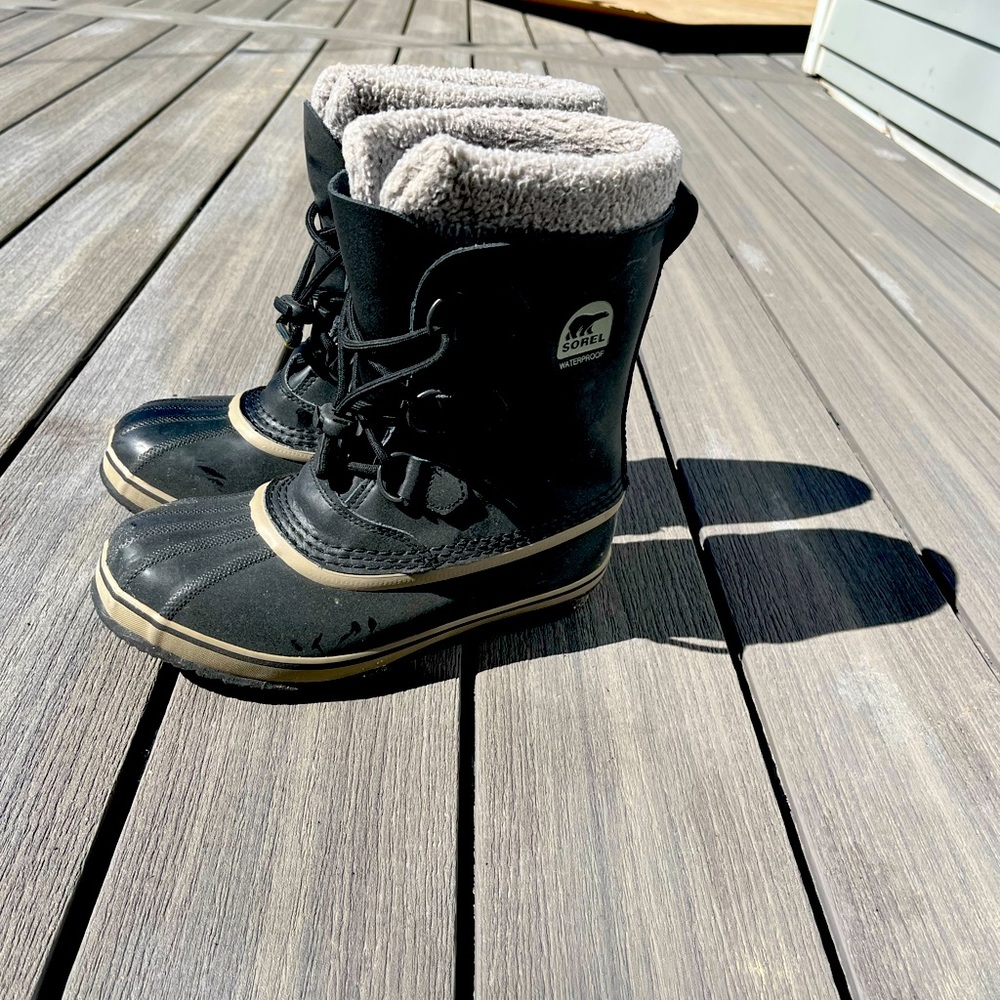 Used great condition snow boots